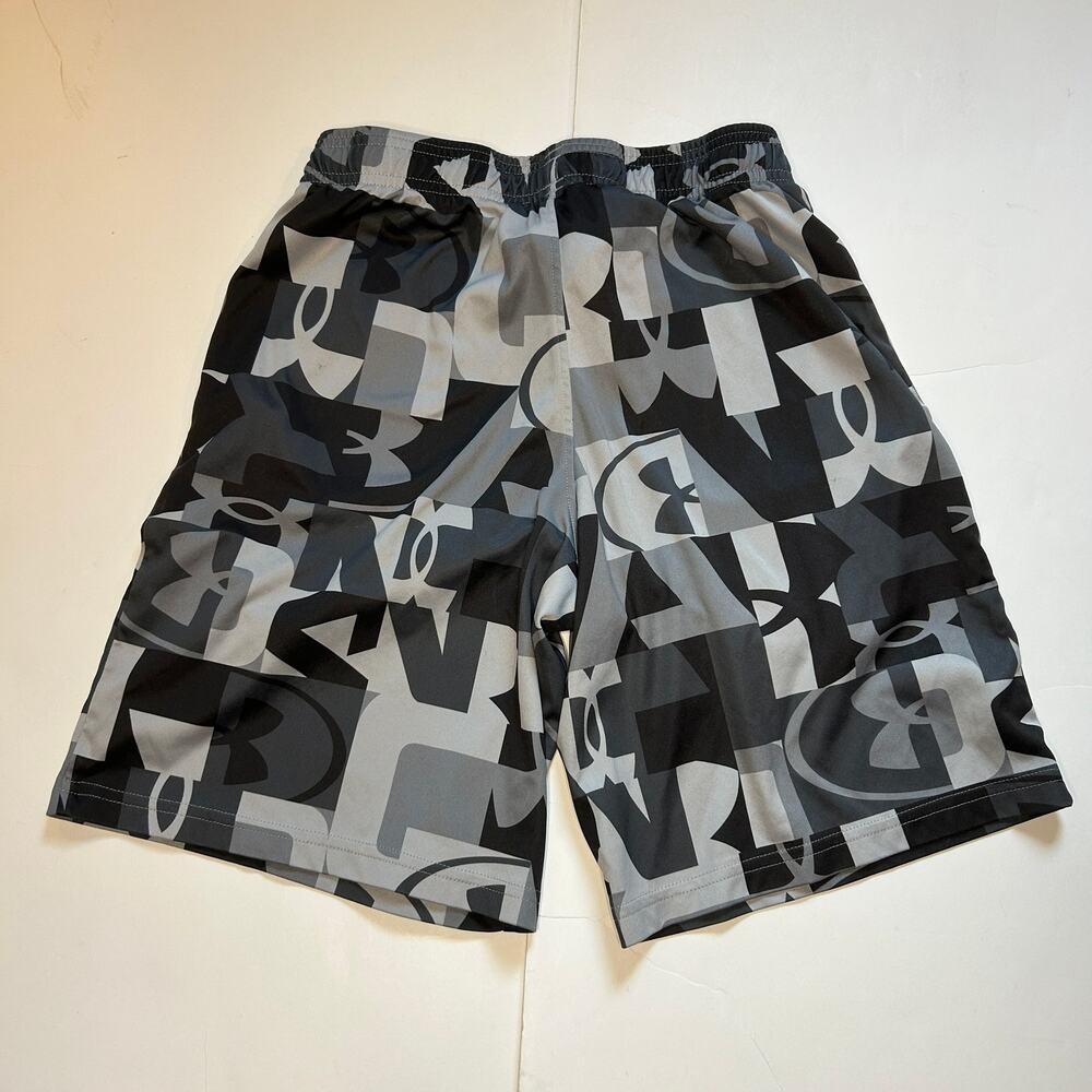 Under Armour Youth Shorts - Geometric Logo Pattern - 14-16Y - Picture 5 of 5